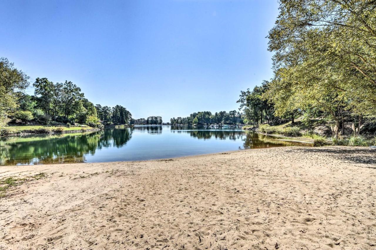 Lake Keowee Condo With Views And Pools And Marina! Salem Eksteriør bilde